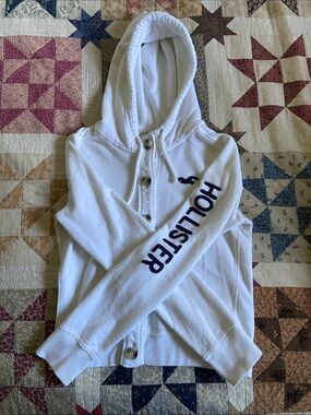 Vintage Hollister White Hooded Button Front Sweater